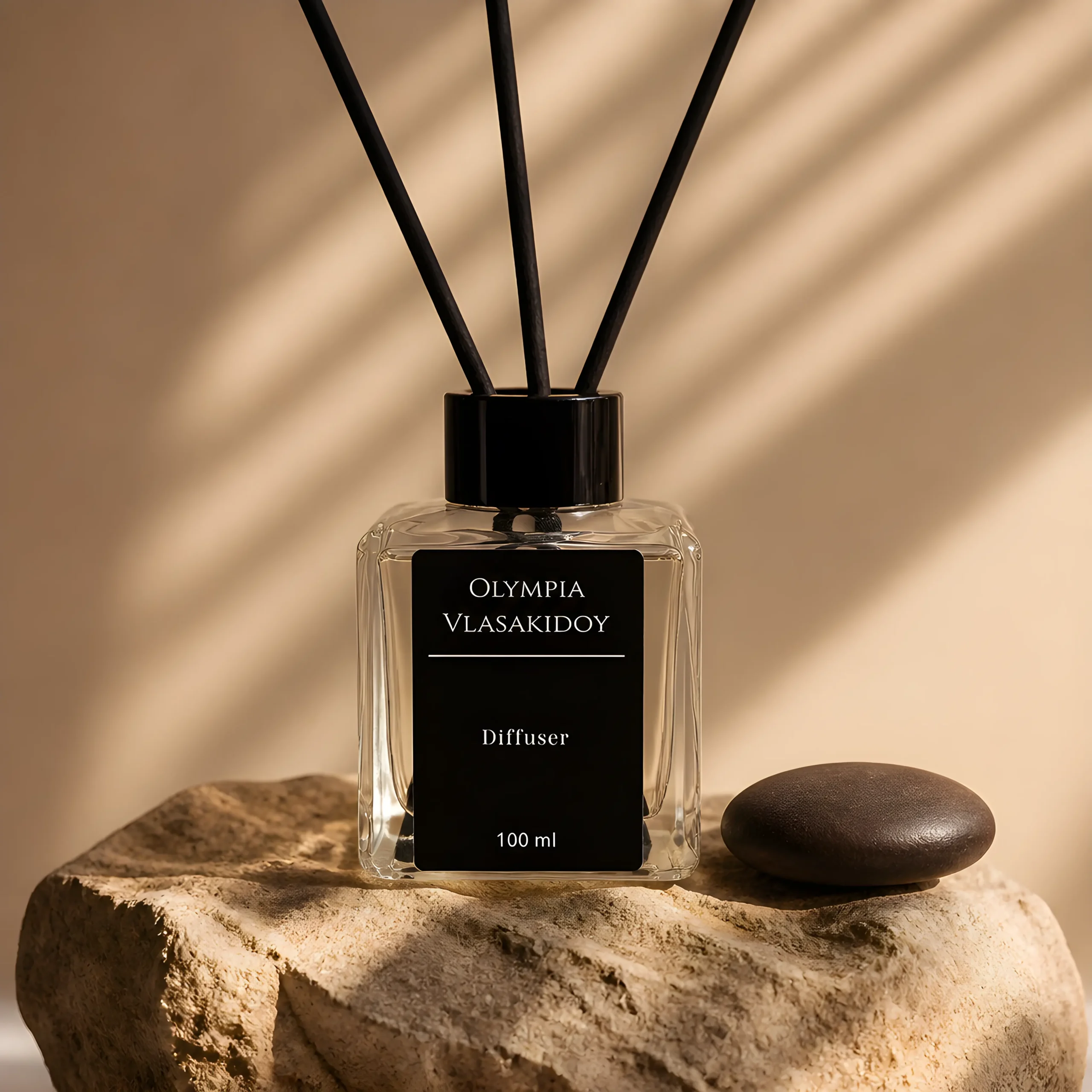 003-01 Premium Αρωματικό Χώρου (Diffuser) σε Τετράγωνο Γυαλί - Whiskey Caramel (100ml) - Image 1