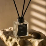 Premium Αρωματικό Χώρου (Diffuser) σε Τετράγωνο Γυαλί - Whiskey Caramel (100ml) - Image 4