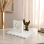 Καρτοθήκη Aurea Emblem με το λογότυπο OV, λήψη σε γραφείο