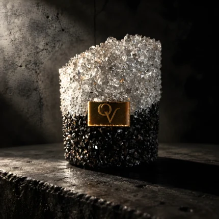 Gemstone Black & White δοχείο diffuser, μπροστινή όψη με χρυσό λογότυπο QV